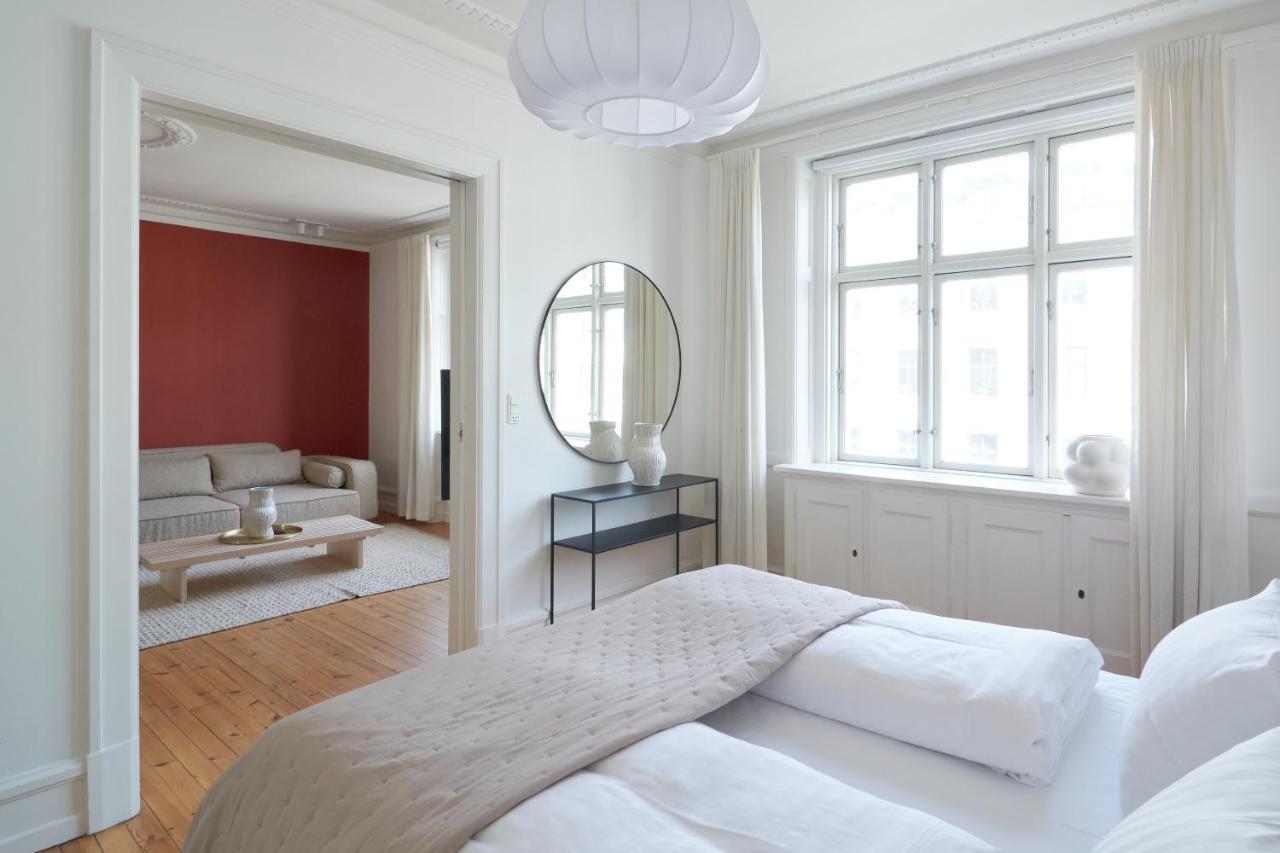 Famous Lakes Apt - City Central Copenhagen Exterior photo