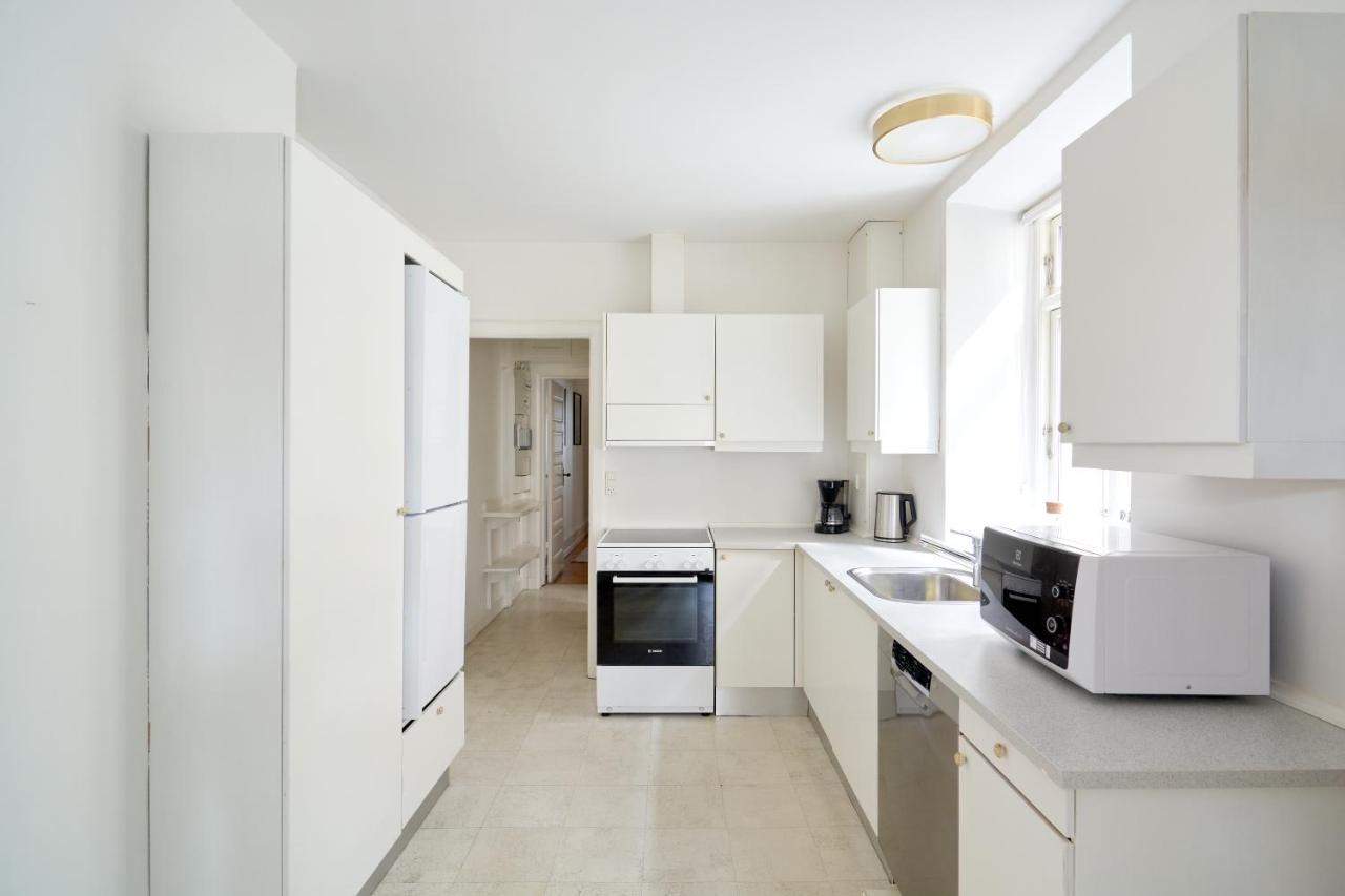 Famous Lakes Apt - City Central Copenhagen Exterior photo